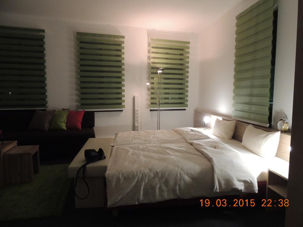 Ratsstube Blasius Hotel Merzig Quarto foto